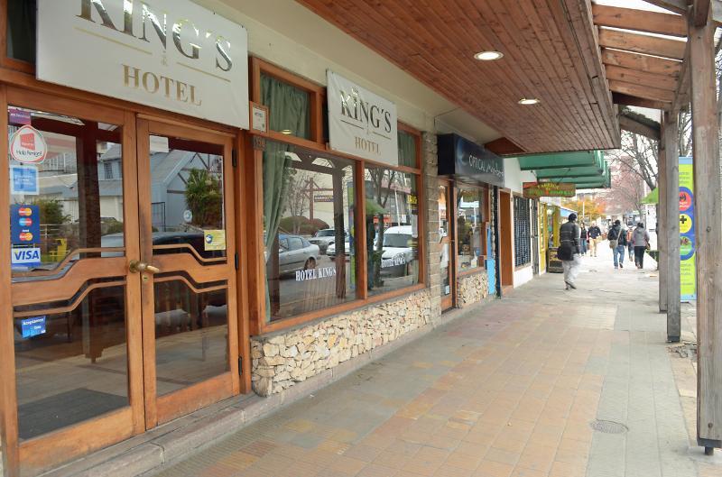 King'S Hotel Bariloche Екстер'єр фото